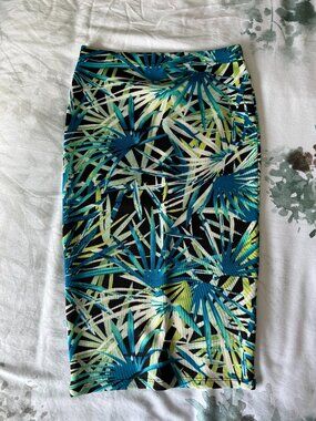 Forever 21 Tropical Palm Print Midi Pencil Skirt Size Small